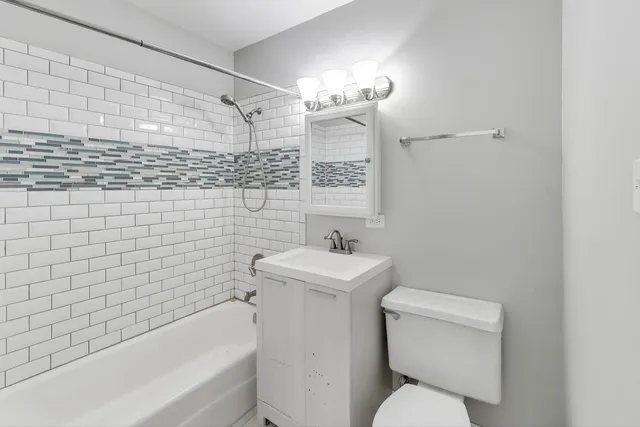 $225,000 | 10438 Major Avenue, Oak Lawn, IL 60453