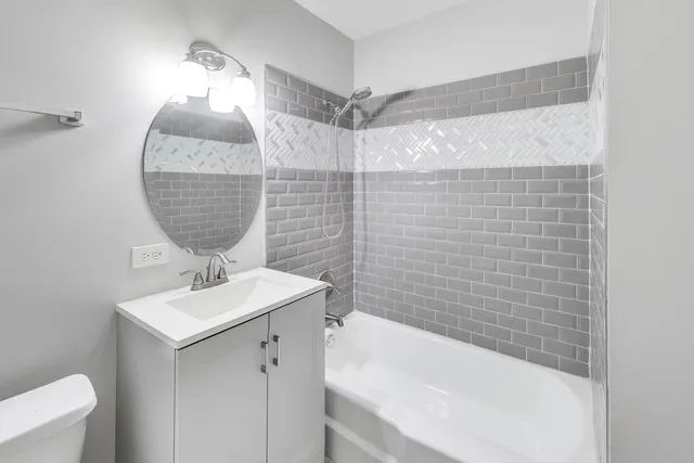 $225,000 | 10438 Major Avenue, Oak Lawn, IL 60453