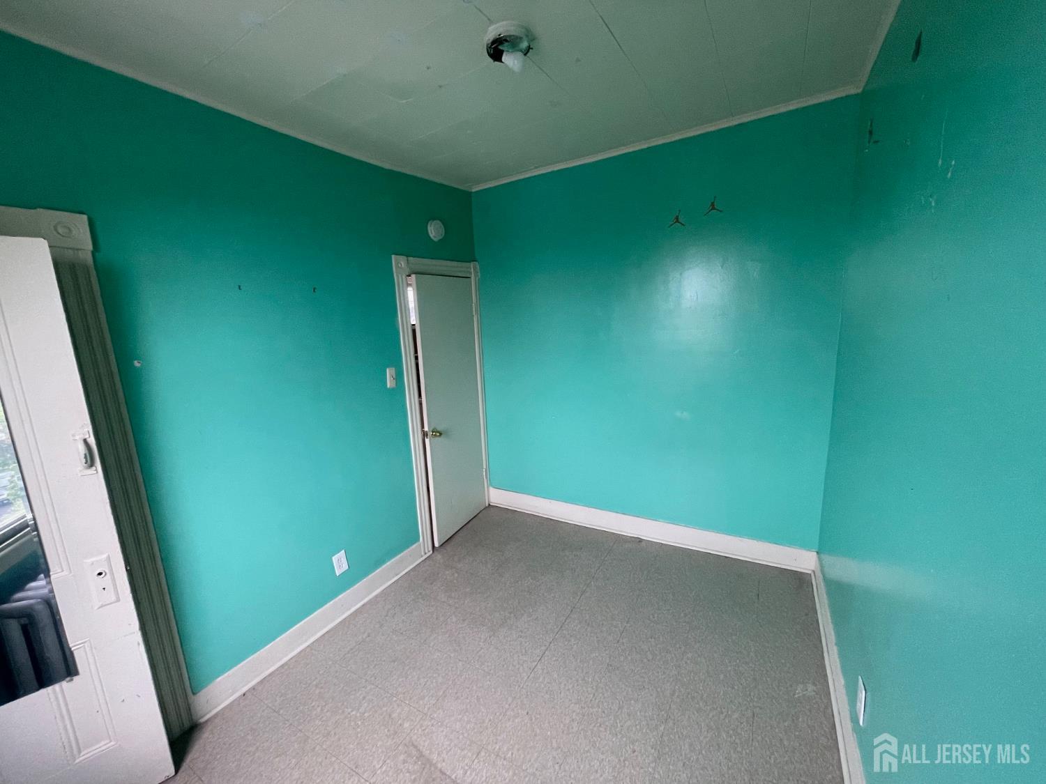 385 Washington Street Perth Amboy, NJ 08861 - Photo 13 of 13 a view of an empty room