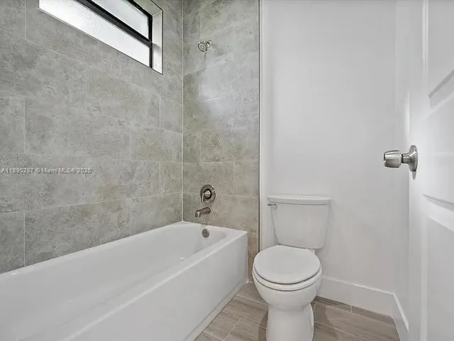 $500,000 | 141 West 16th Street, Riviera Beach, FL 33404