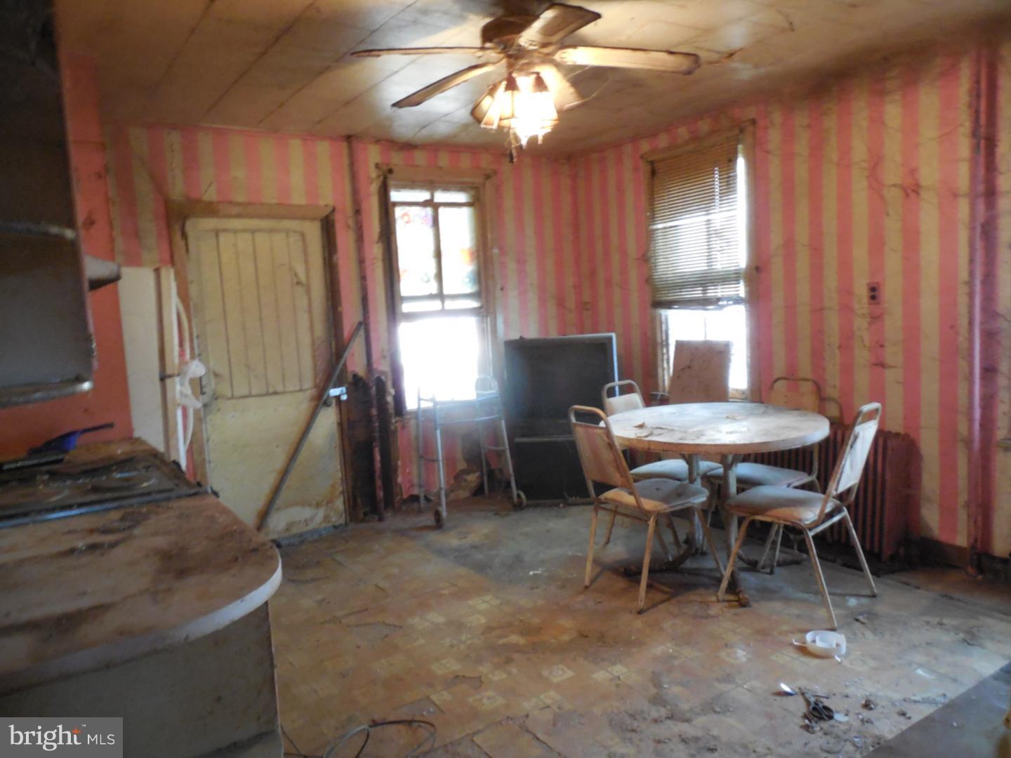 340 South Main Street Spring City, PA 19475 - Photo 6 of 11