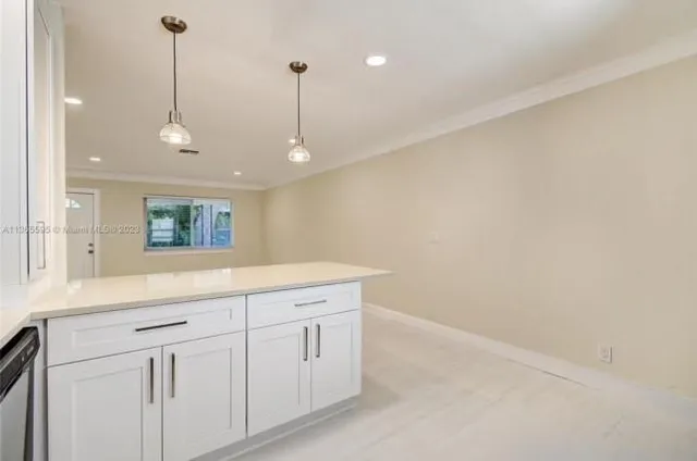 $2,400 | 414 Ocean Breeze, Lake Worth Beach, FL 33460