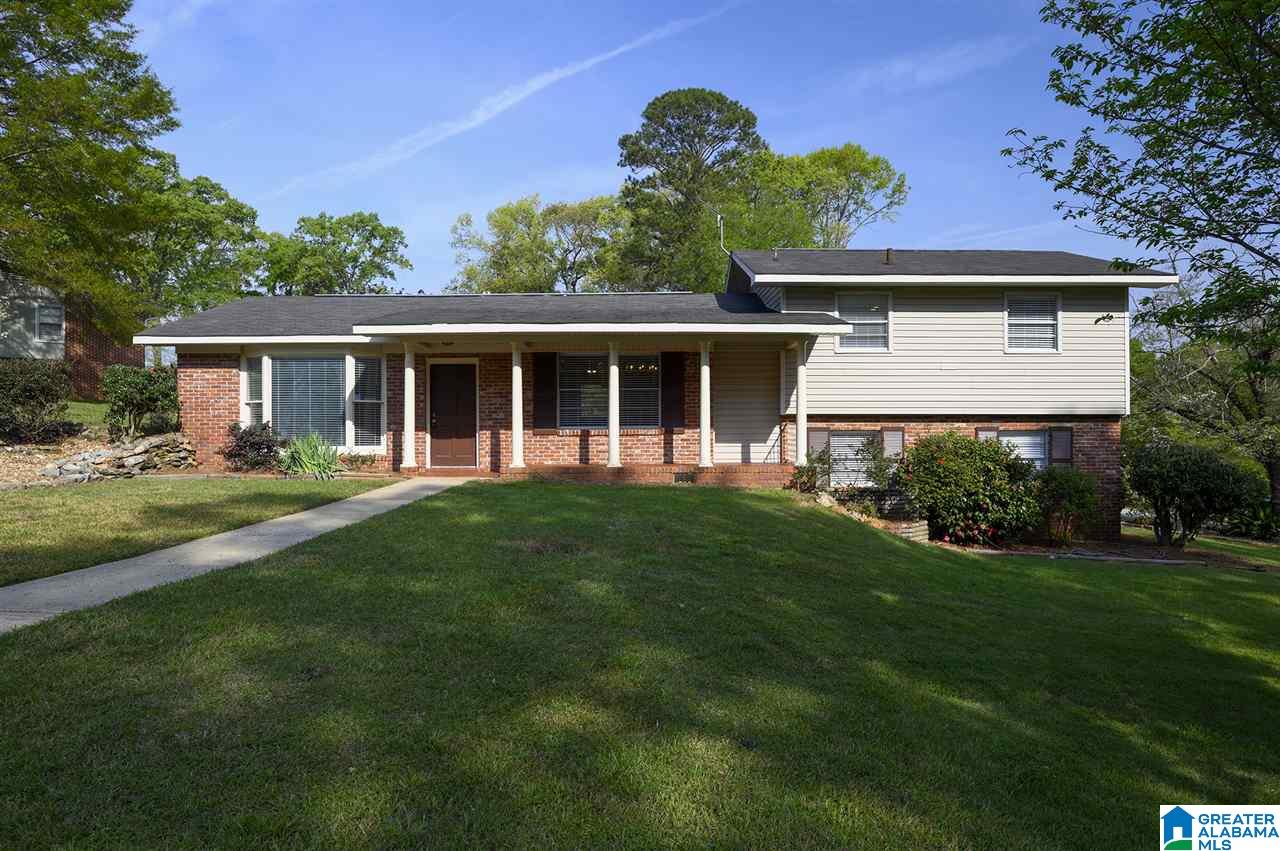 844 Cherokee Drive Sylacauga, AL 35150 - Photo 1 of 31