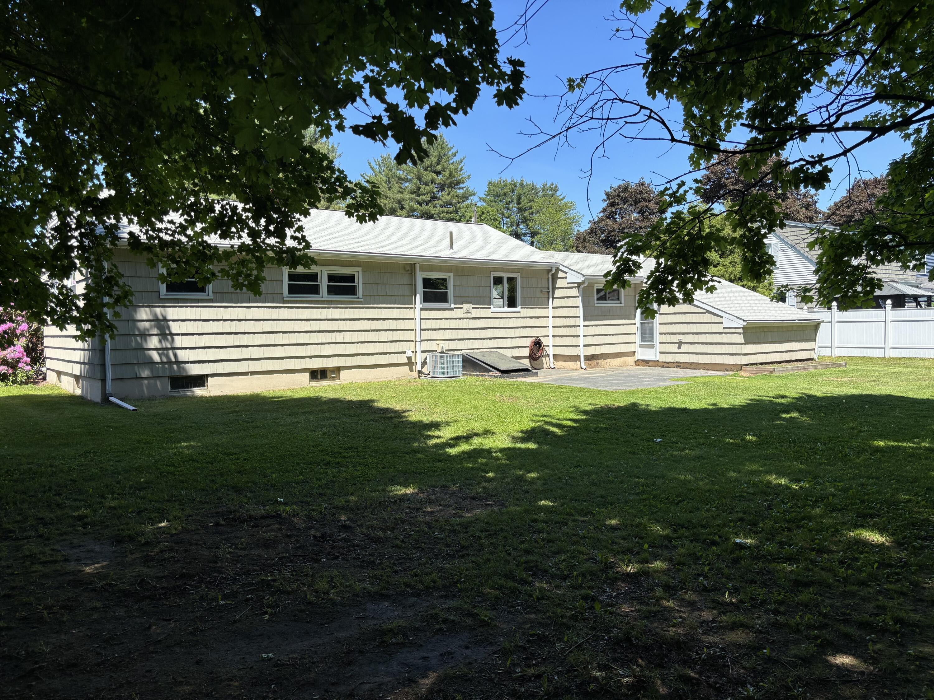 15 Woodland Road Westbrook, ME 04092 - Photo 5 of 27 IMG_5636