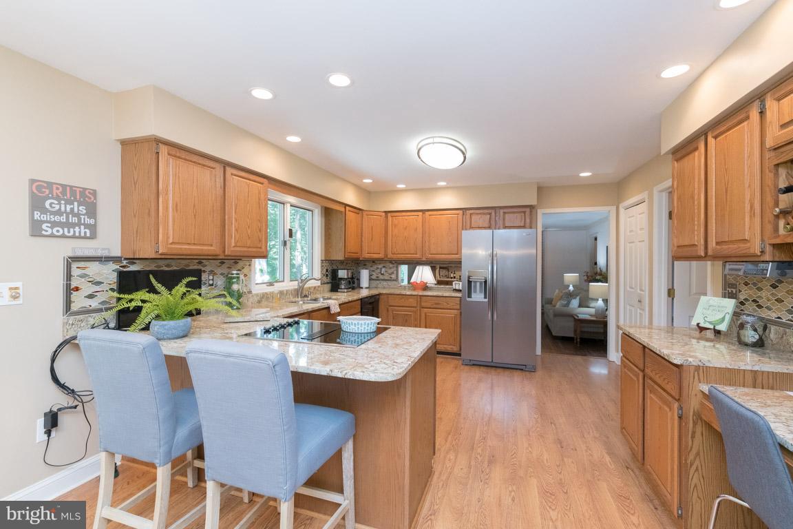 12612 Timber Grove Road Reisterstown, MD 21136 - Photo 11 of 28 Kitchen