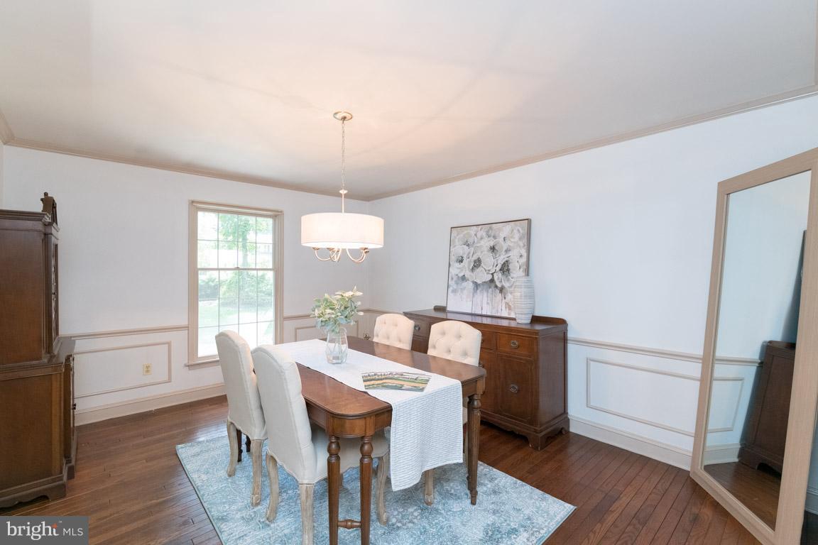 12612 Timber Grove Road Reisterstown, MD 21136 - Photo 7 of 28 Dining Room