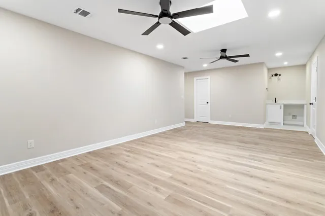 a view of empty room