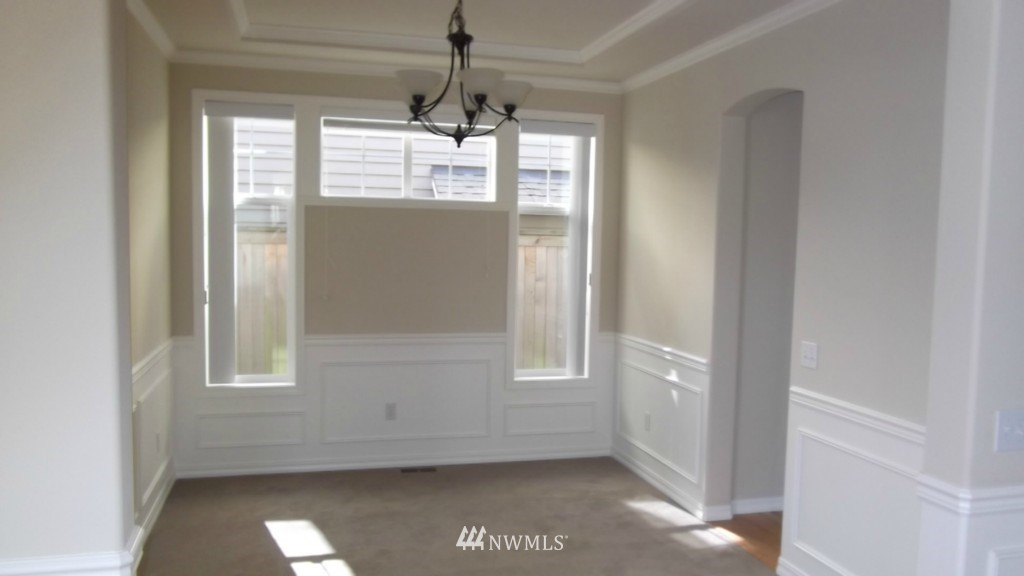 21325 37th Avenue Southeast Bothell, WA 98021 - Photo 5 of 16
