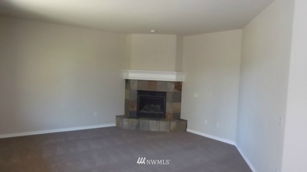 21325 37th Avenue Southeast Bothell, WA 98021 - Photo 10 of 16
