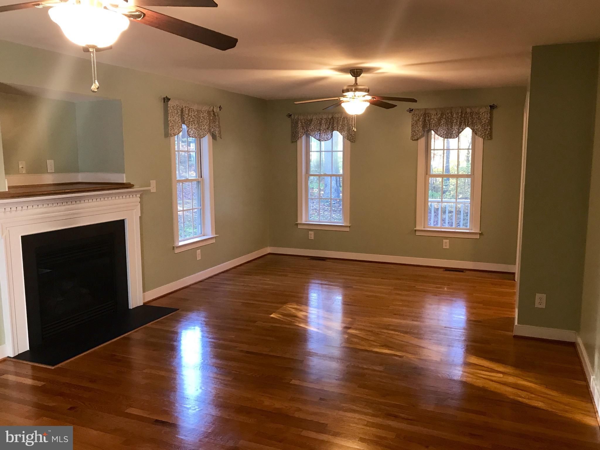 3571 Wickham Road Bumpass, VA 23024 - Photo 7 of 30 Family Room