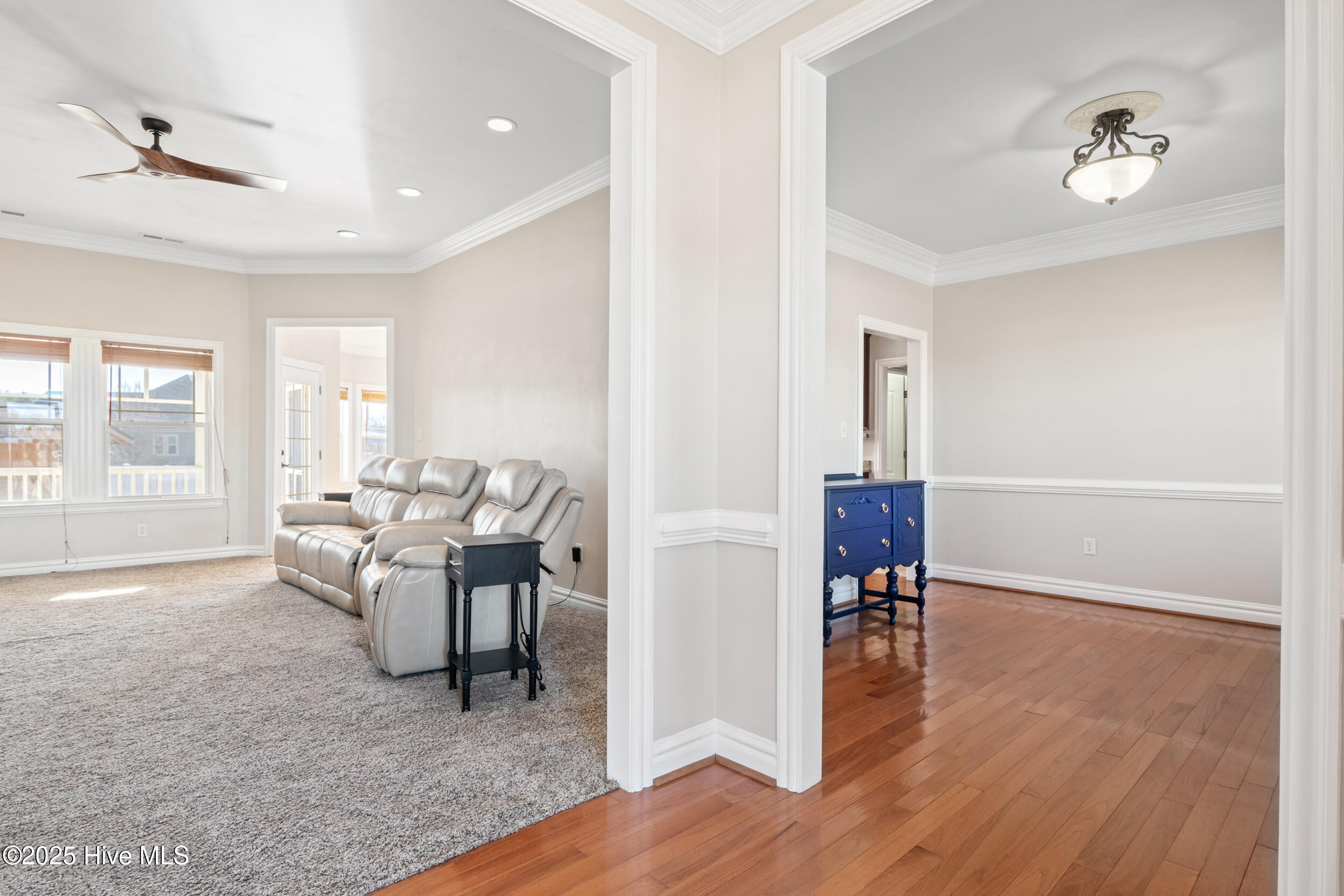 121 Tulip Tree Drive Camden, NC 27921 - Photo 6 of 50 Living Room/Dining Roomg_3446