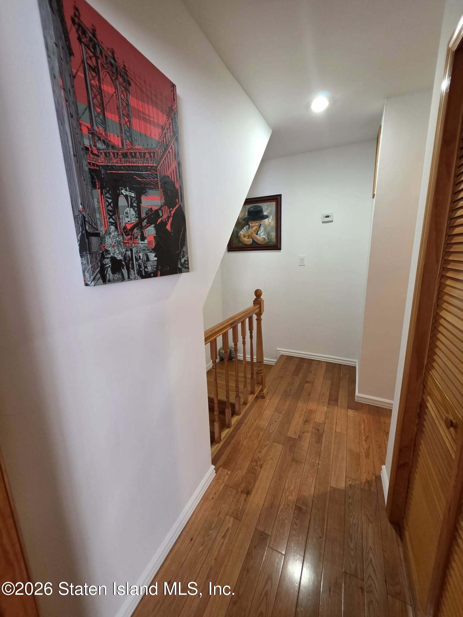 58 Selvin Loop Staten Island, NY 10303 - Photo 11 of 18 93dbe354-b878-41e7-ad57-d33f06d2fe9f