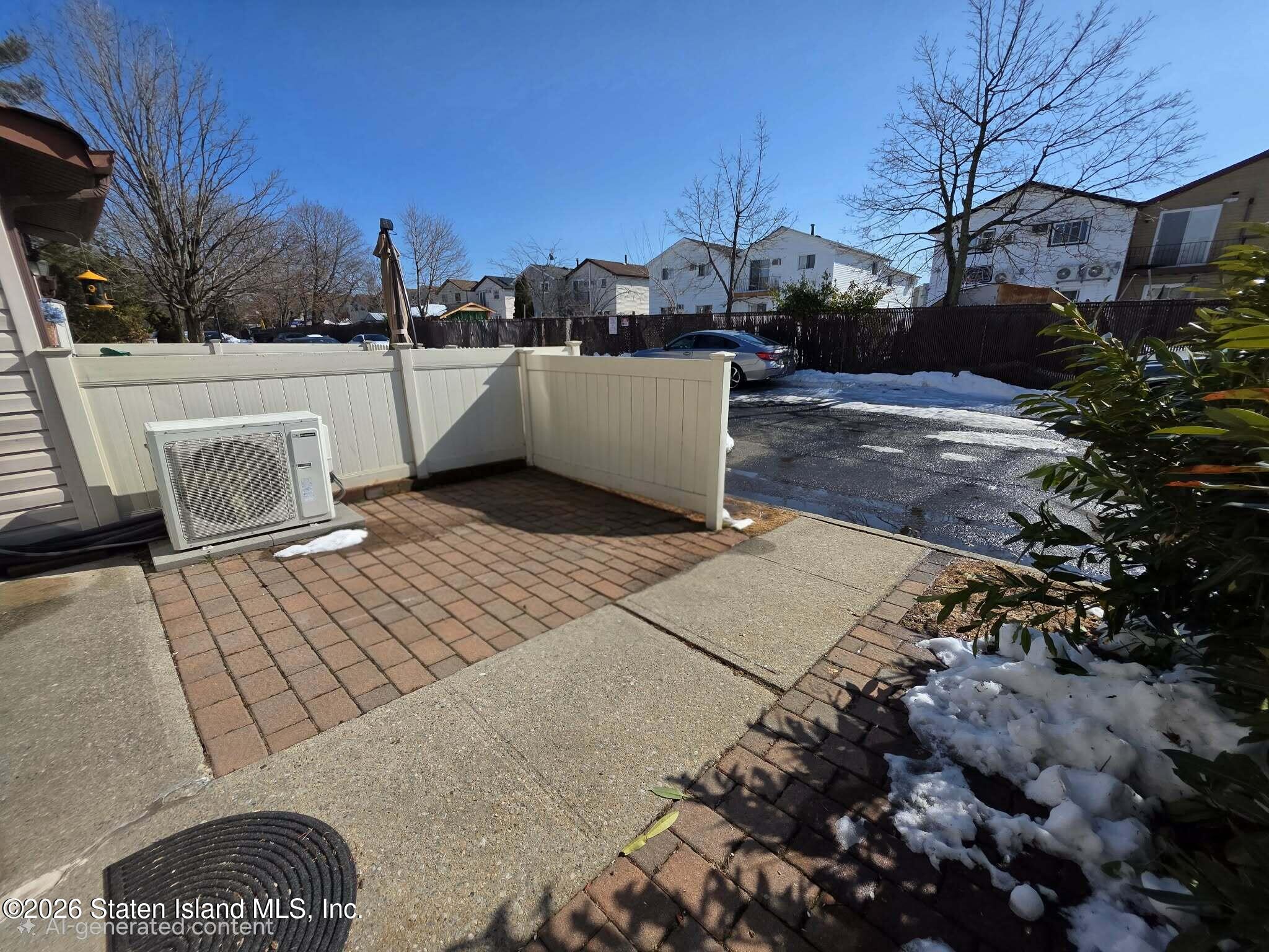 58 Selvin Loop Staten Island, NY 10303 - Photo 2 of 18 47e16cf9-3a05-4bf2-aea9-4adcff09eb35