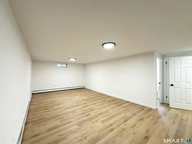 $584,900 | 148 Hyde Road, West Hartford, CT 06117