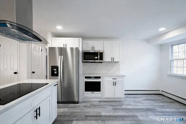 $584,900 | 148 Hyde Road, West Hartford, CT 06117