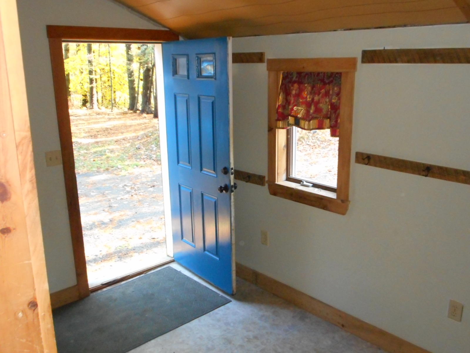 2210-2214 Belgrade Road Sidney, ME 04330 - Photo 6 of 27 Mudroom