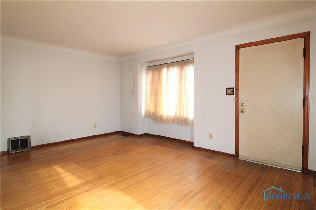 4407 Packard Road Toledo, OH 43612 - Photo 3 of 19 Gallery Image 3