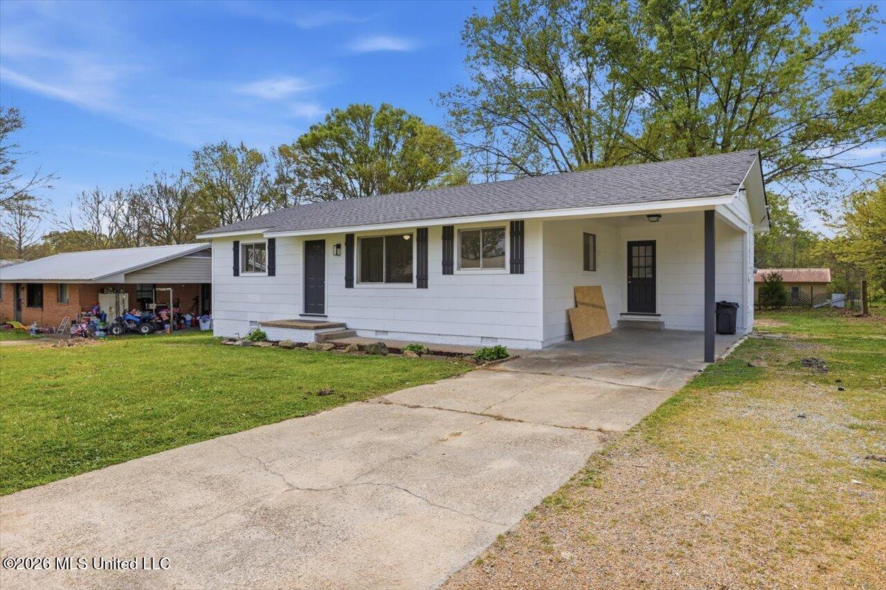 114 Shivers Street Pelahatchie, MS 39145 - Photo 3 of 16 03-114 Shivers St _ Home Tours MS
