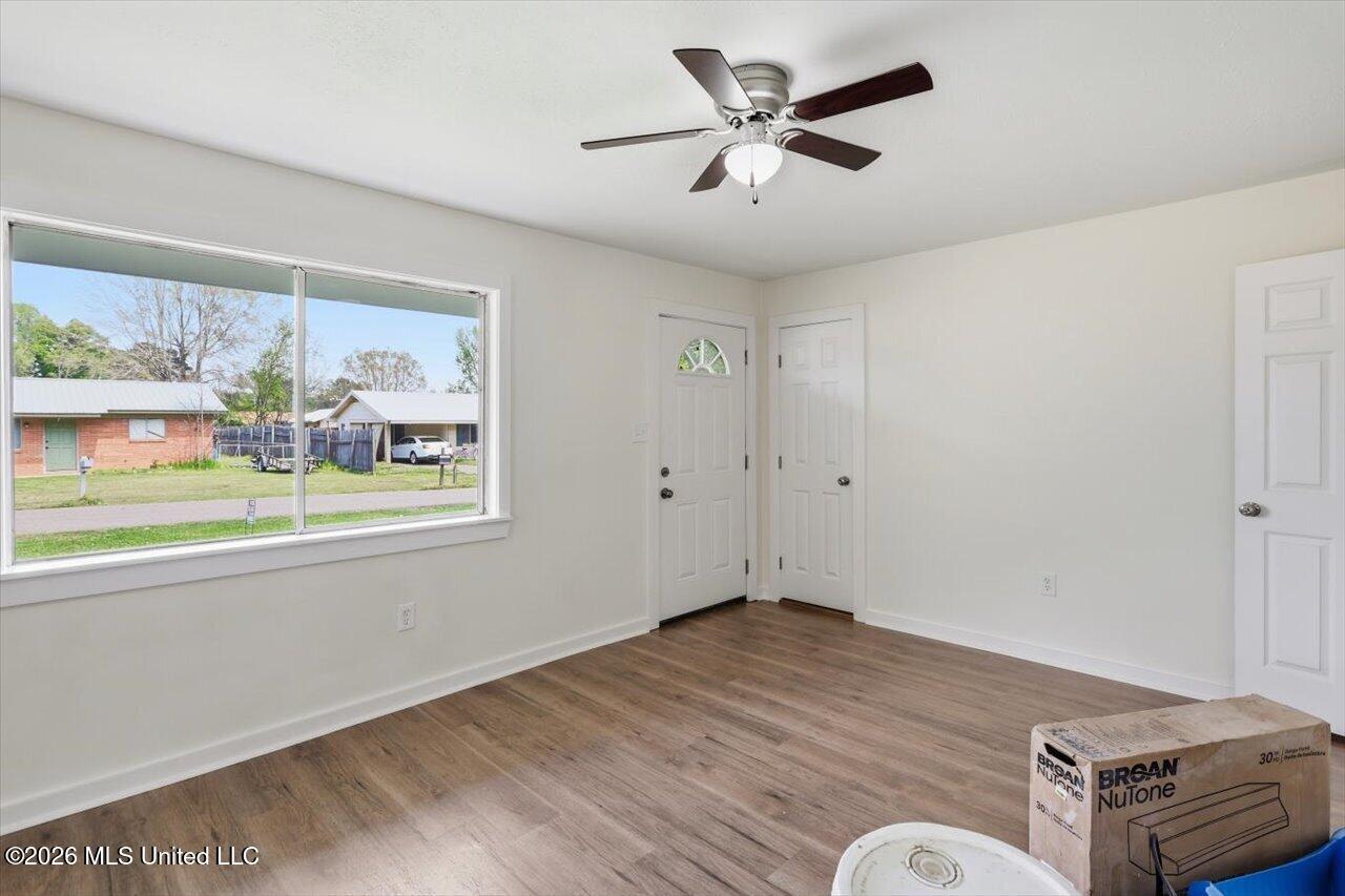 114 Shivers Street Pelahatchie, MS 39145 - Photo 5 of 16 06-114 Shivers St _ Home Tours MS