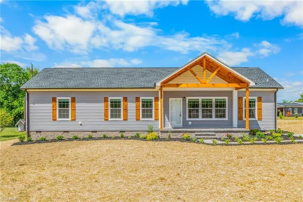 $369,900 | 4735 Nc Highway, Boonville, NC 27011