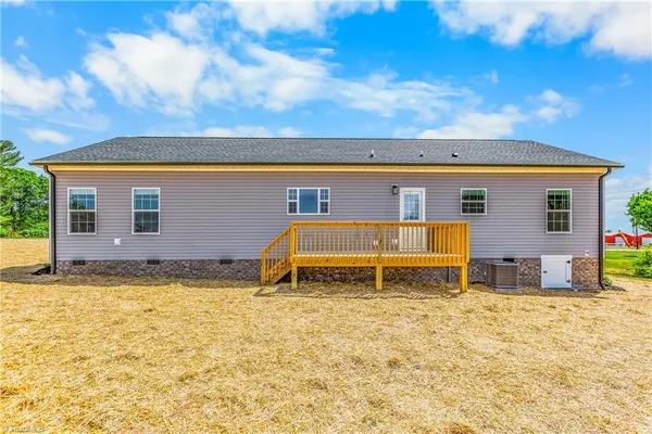 $369,900 | 4735 Nc Highway, Boonville, NC 27011