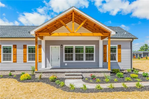 $369,900 | 4735 Nc Highway, Boonville, NC 27011