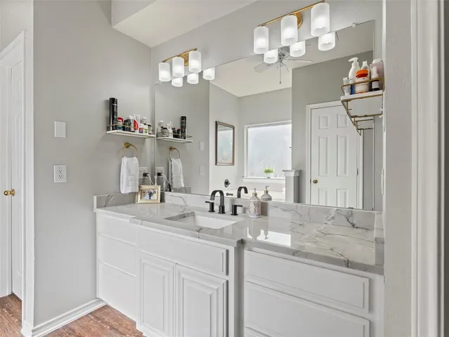 $389,000 | 906 Parkhill Drive, Mansfield, TX 76063