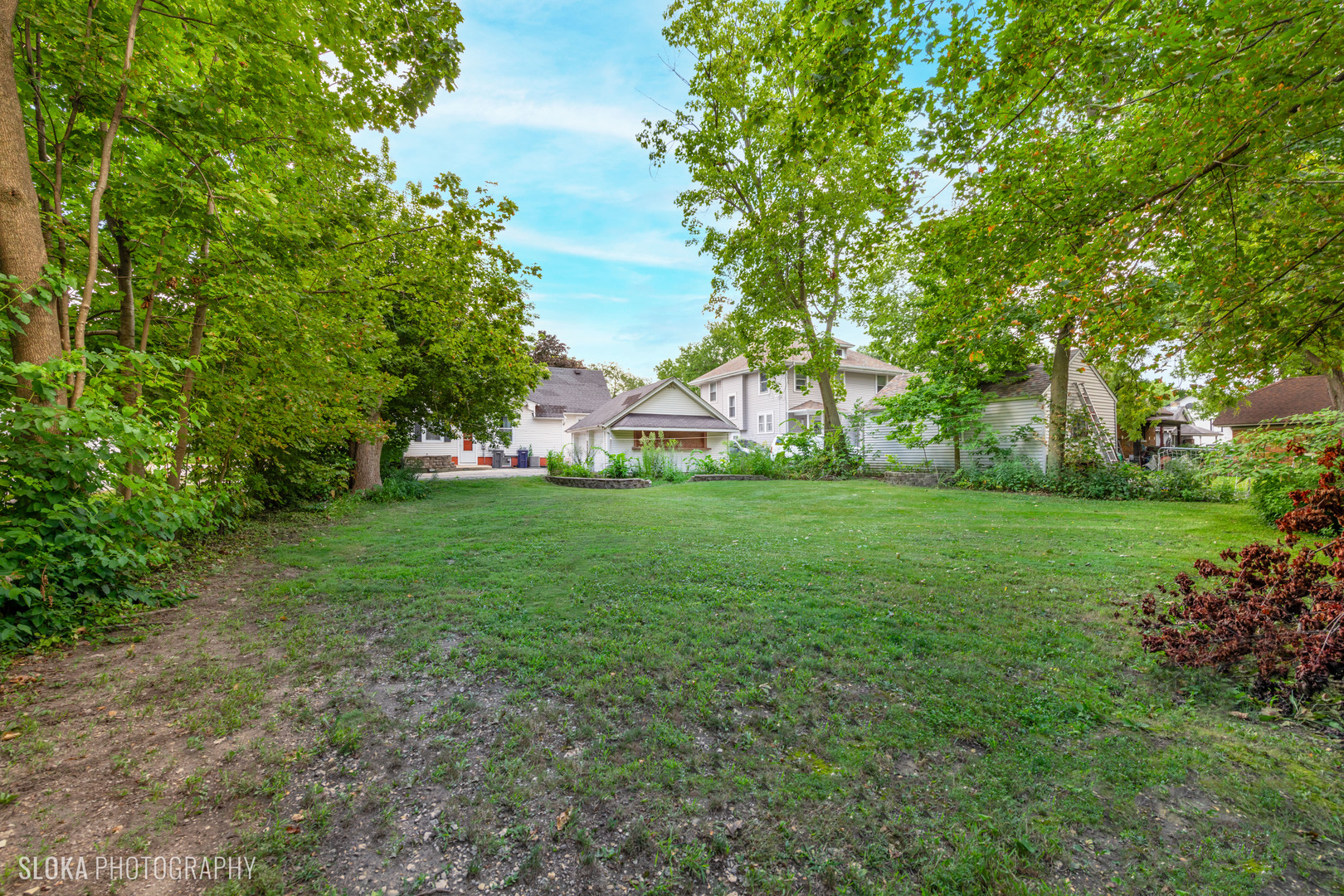 1044 Prospect Street Elgin, IL 60120 - Photo 21 of 21 a view of garden view