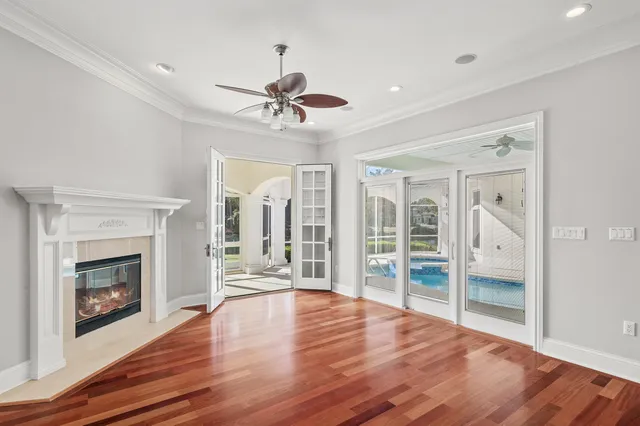 $1,399,999 | 459 Captains Circle, Destin, FL 32541