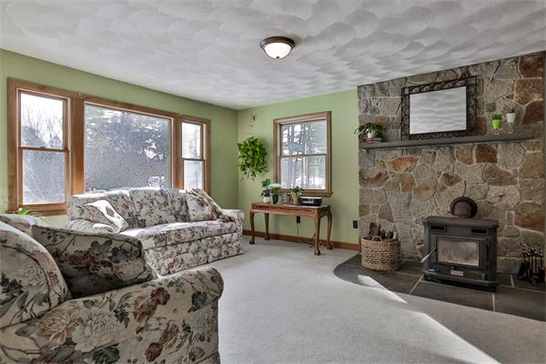3 Baldwin Road Wilmington, MA 01887 - Photo 2 of 28 Gallery Image 2
