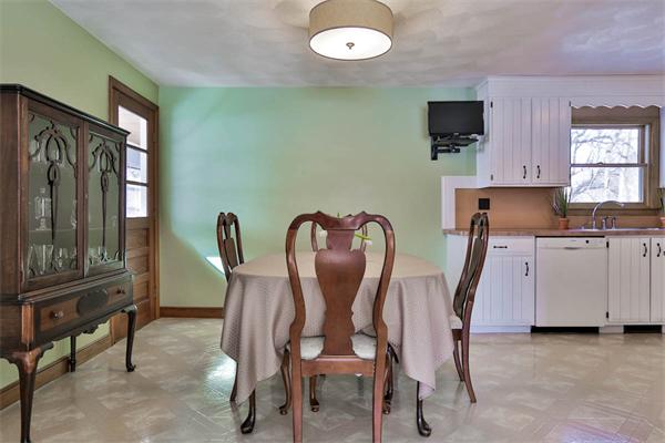3 Baldwin Road Wilmington, MA 01887 - Photo 4 of 28 Gallery Image 4