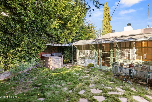 $999,000 | 3035 Malcolm Avenue, Los Angeles, CA 90034