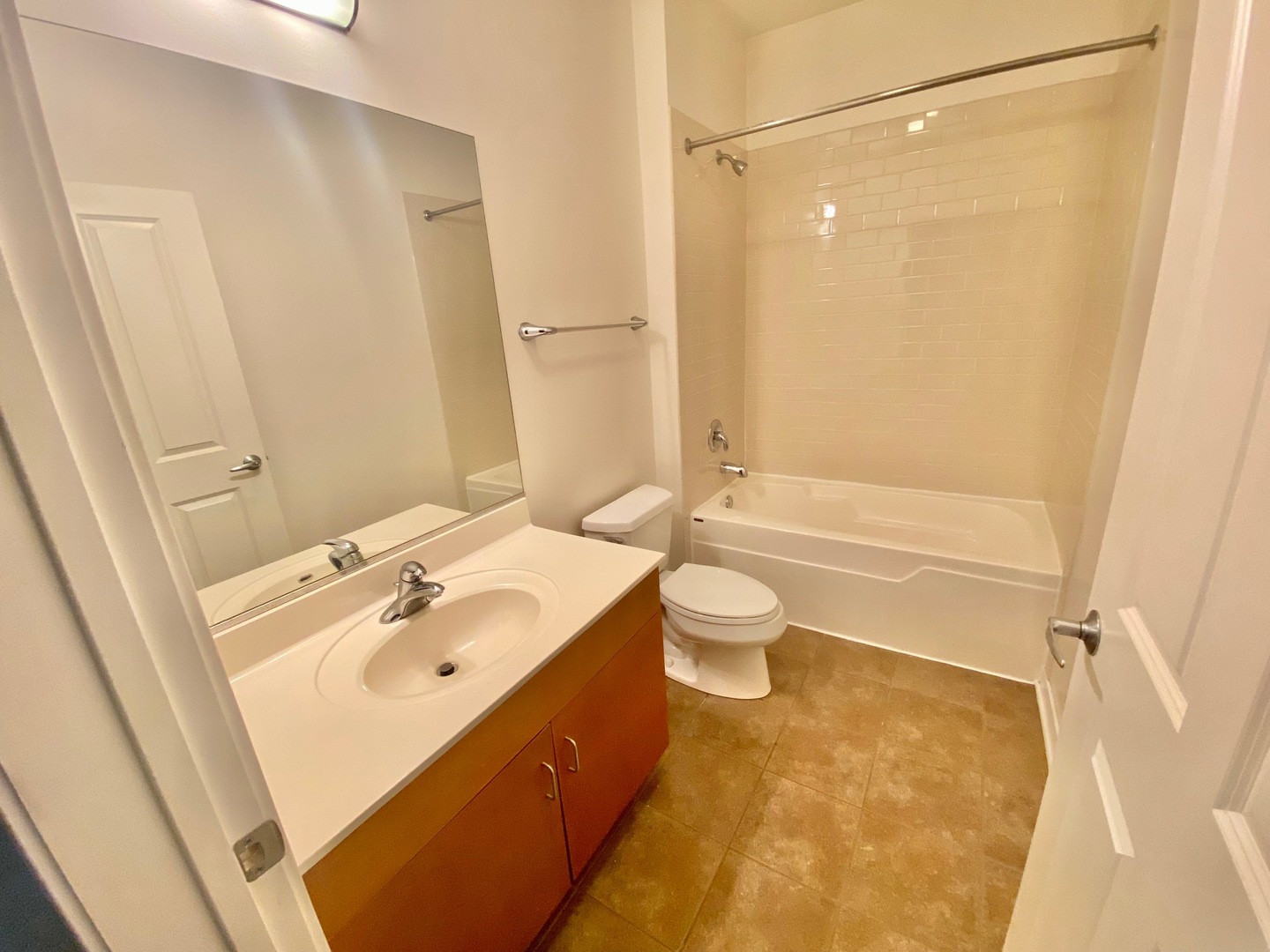 907 South Lytle Street, Unit 101 Chicago, IL 60607 - Photo 16 of 18 Gallery Image 16
