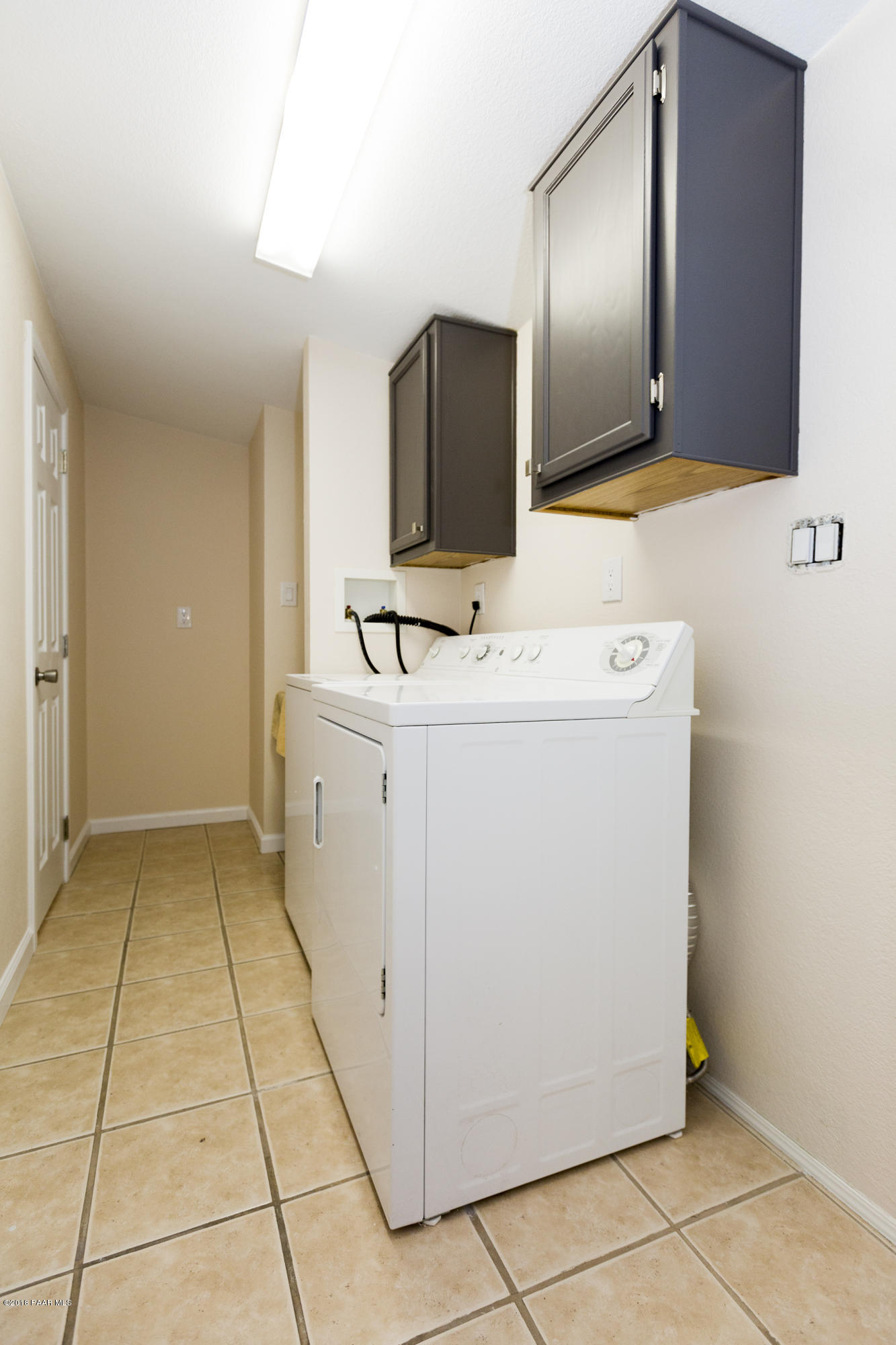 2553 Hilltop Road Prescott, AZ 86301 - Photo 26 of 35 Laundry Room Area with Sink