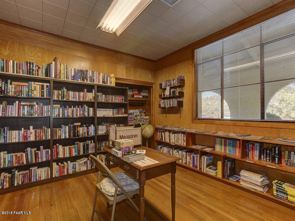 2553 Hilltop Road Prescott, AZ 86301 - Photo 34 of 35 LIBRARY