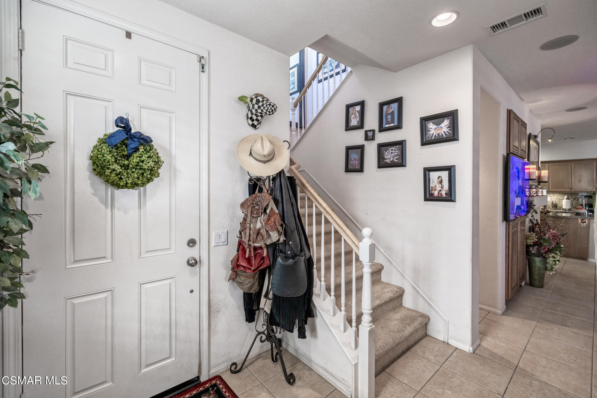 6825 Simmons Way Moorpark, CA 93021 - Photo 2 of 24 a view of entryway with furniture