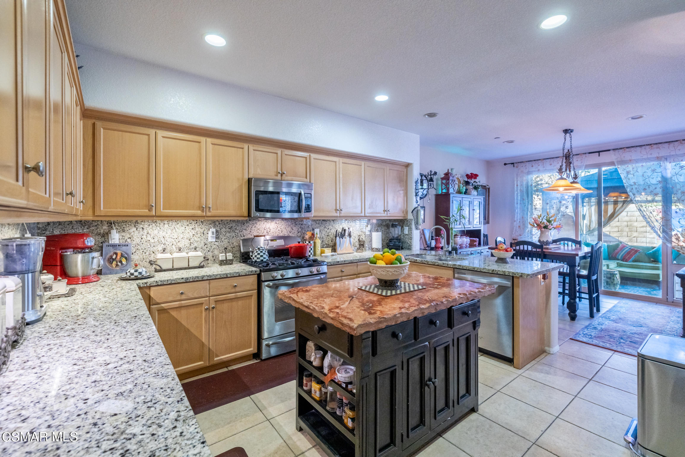 6825 Simmons Way Moorpark, CA 93021 - Photo 8 of 24 a kitchen with lots of counter top space