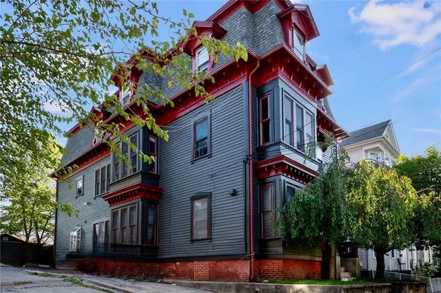 $813,000 | 124 Chapin Avenue, Providence, RI 02909