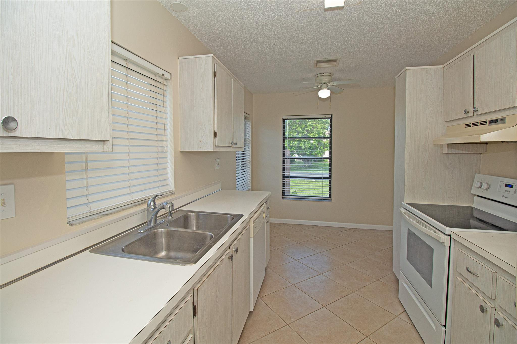 5062 Minto Road Boynton Beach, FL 33472 - Photo 5 of 77 Photo 5