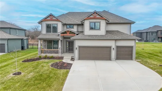 $654,950 | 6122 Lewis Drive, Shawnee, KS 66226