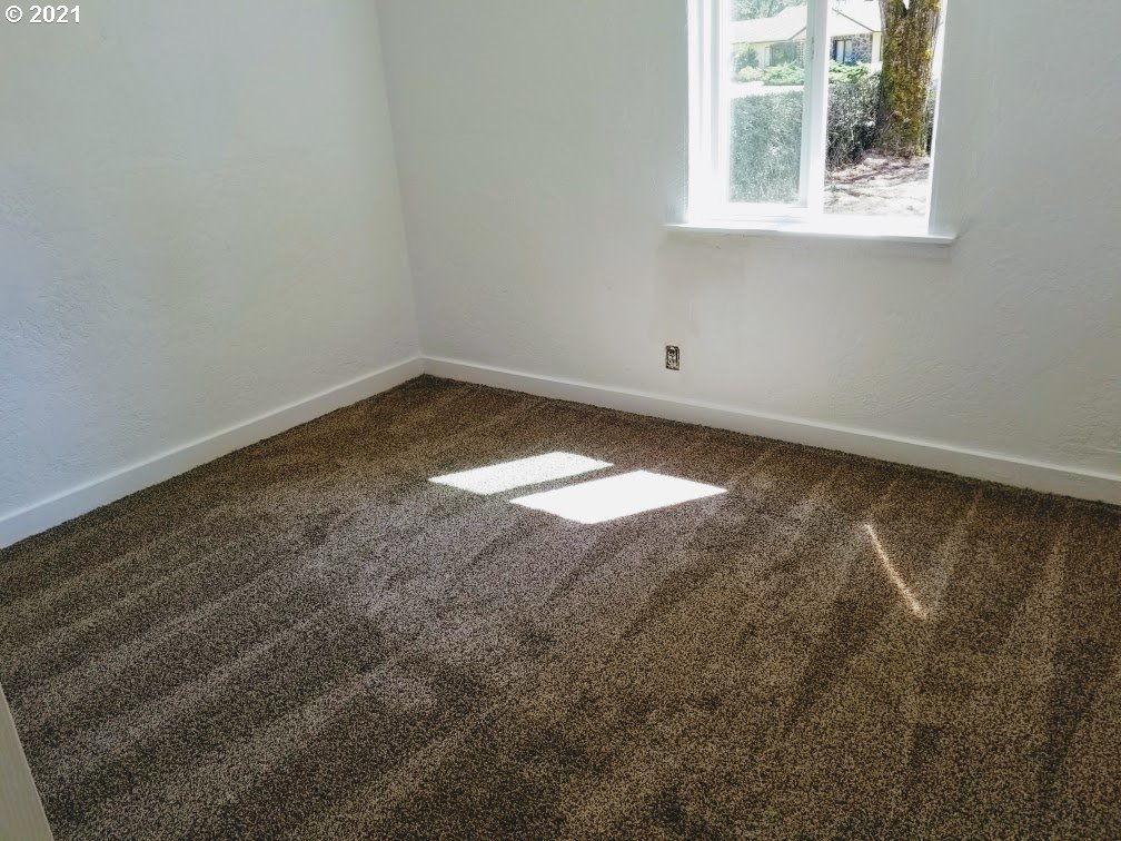 37201 Row River Road Dorena, OR 97434 - Photo 11 of 20 Gallery Image 11