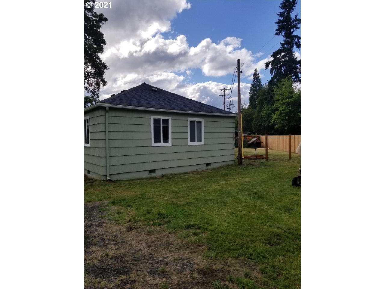 37201 Row River Road Dorena, OR 97434 - Photo 17 of 20 Gallery Image 17