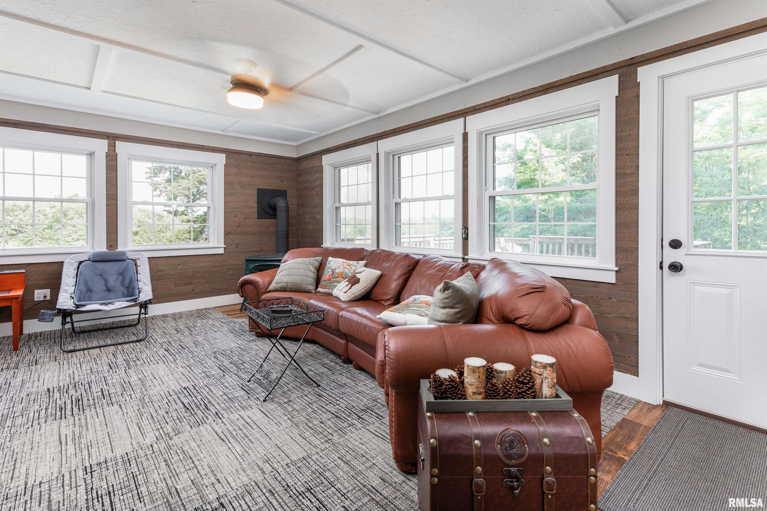 18881 East Hart Road Marietta, IL 61459 - Photo 12 of 62 Gallery Image 12