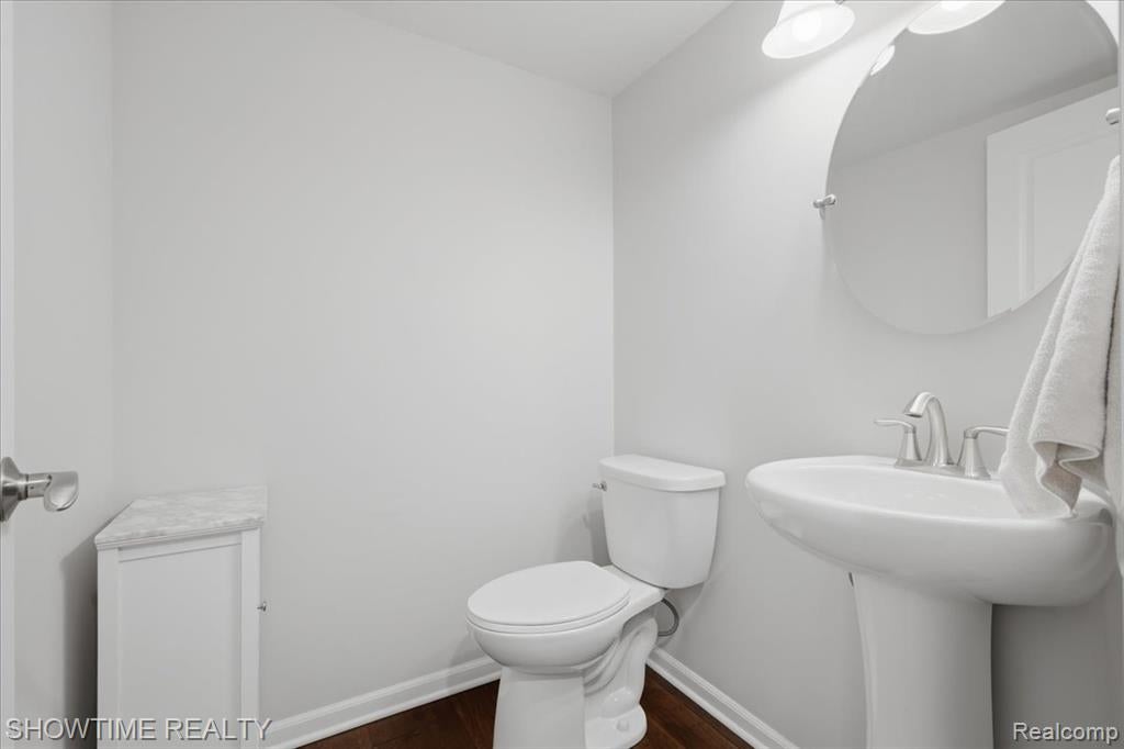 2849 Hartwick Drive Rochester, MI 48307 - Photo 19 of 39 Gallery Image 19