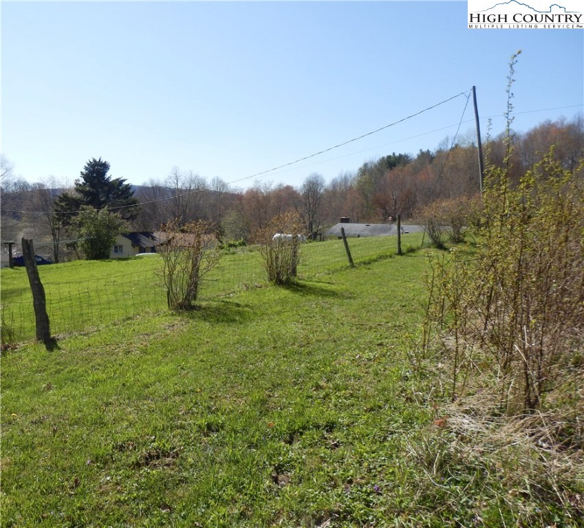 41496 Waters Road Damascus, VA 24236 - Photo 16 of 23 Gallery Image 16