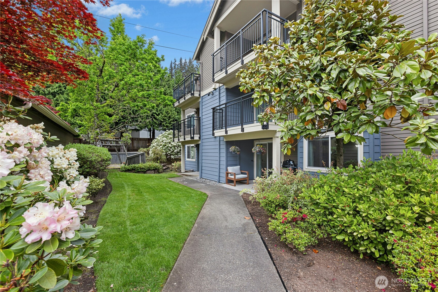 19410 Bothell Way Northeast, Unit D103 Bothell, WA 98011 - Photo 3 of 32