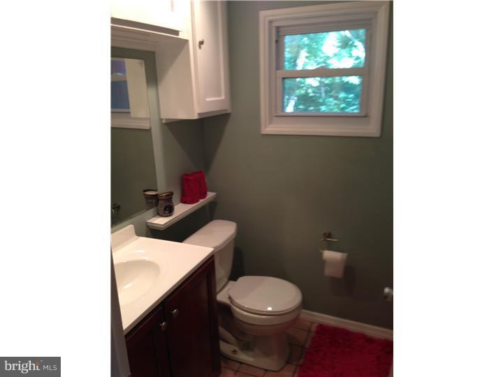 63 Twining Road Richboro, PA 18954 - Photo 13 of 25 Bathroom