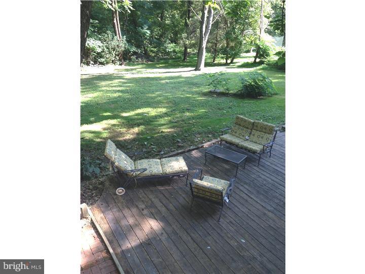 63 Twining Road Richboro, PA 18954 - Photo 19 of 25 Patio