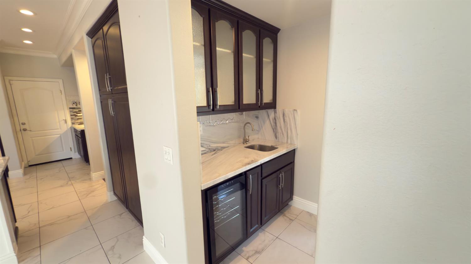 11816 Spring Walk Way Rancho Cordova, CA 95742 - Photo 15 of 36 a bathroom with a sink and a mirror
