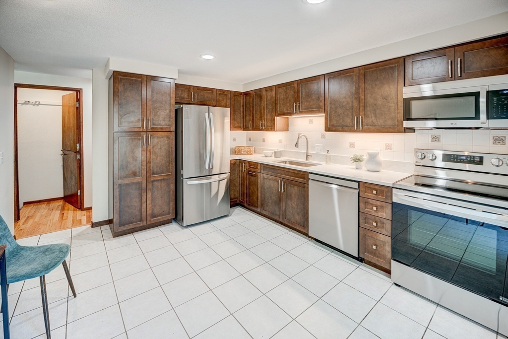 232 Old Beaverbrook, Unit 232 Acton, MA 01718 - Photo 12 of 42